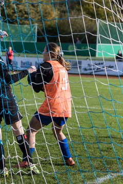 Bild 332 - wBJ TuS Felde - SV Henstedt Ulzburg : Ergebnis: 1:8